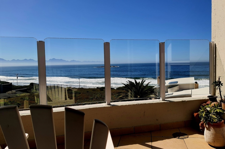 3 Bedroom Property for Sale in Diaz Beach Western Cape